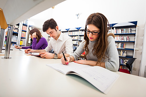 STOCK IMAGES -    / Students in library