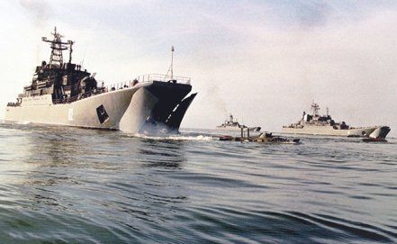 Десантные корабли ВМФ России зайдут в сирийский Тартус
