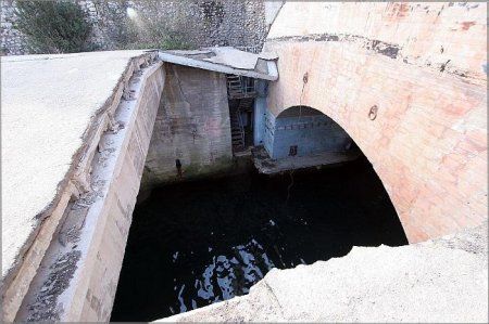Подземная база подводных лодок в Балаклаве — Объект 825