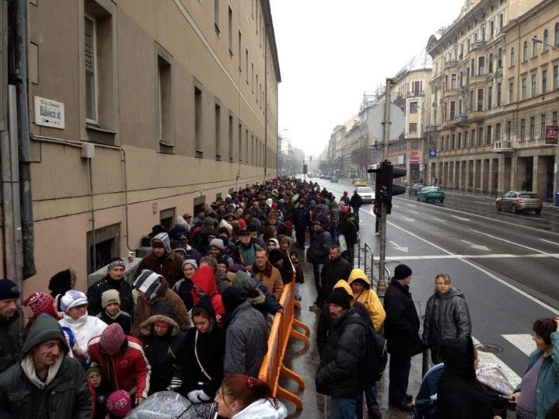 Однажды в Европе: гуляш как рождественский подарок. В Венгрии 40% населения уже бедняки!
