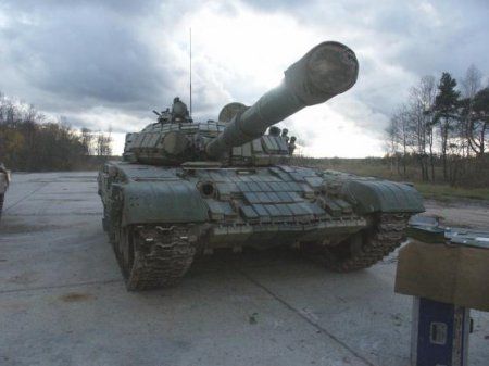 Уралвагонзавод создаст в Африке центр модернизации танков Т-72