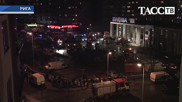 Число жертв обрушения торгового центра в Риге достигло 51 человек