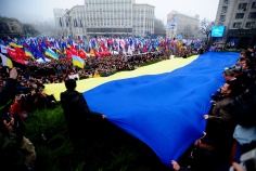 Митинг "За европейскую Украину" собрал в Киеве около 50 тысяч человек