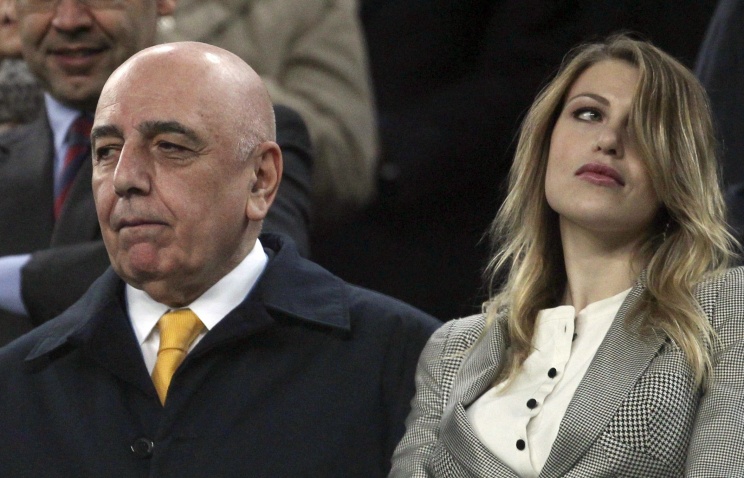 Сильвио Берлускони: в футбольном клубе "Милан" будет два генеральных менеджера
