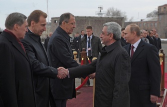 В Ереване начались переговоры президентов России и Армении