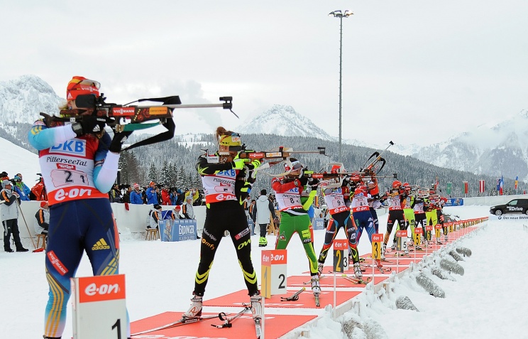 Биатлонистки сборной России заняли шестое место в эстафете на третьем этапе Кубка мира