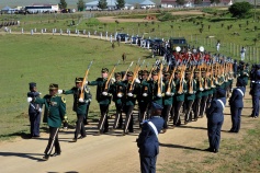 Нельсон Мандела похоронен в его родной деревне Куну в ЮАР