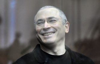 В российских диппредставительствах в Германии не известно о вылете Ходорковского в ФРГ