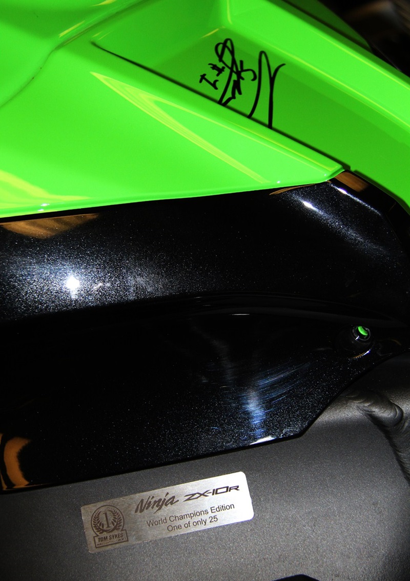 Спортбайк Kawasaki ZX-10R World Champion Edition 2014