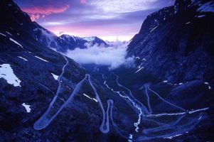 Норвегия приглашает туристов в «Путь троллей»