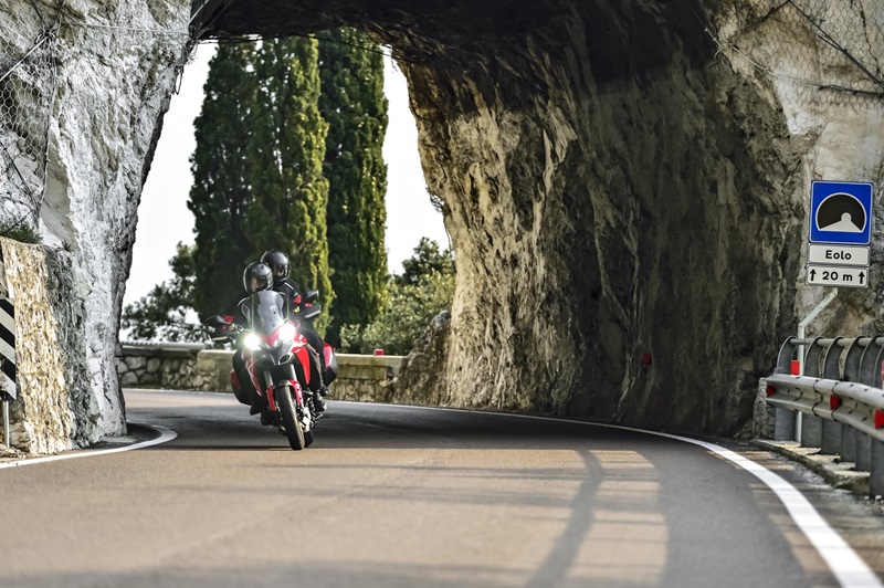 Мотоцикл Дукати Мультистрада 1200 S Touring D-Air 2015