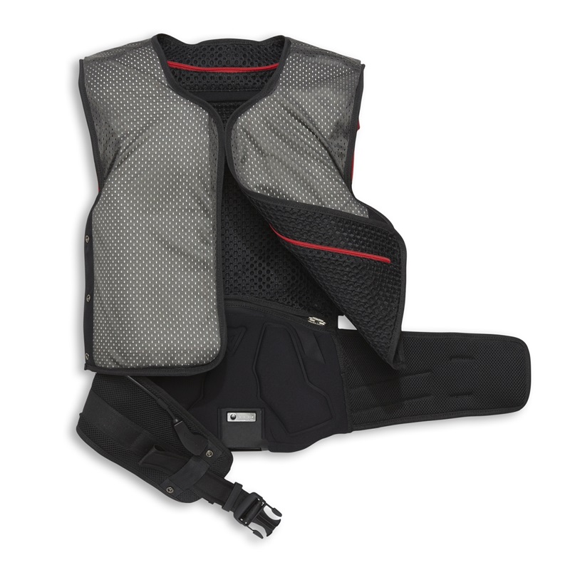 Защитный жилет мотоциклиста с подушкой от Ducati