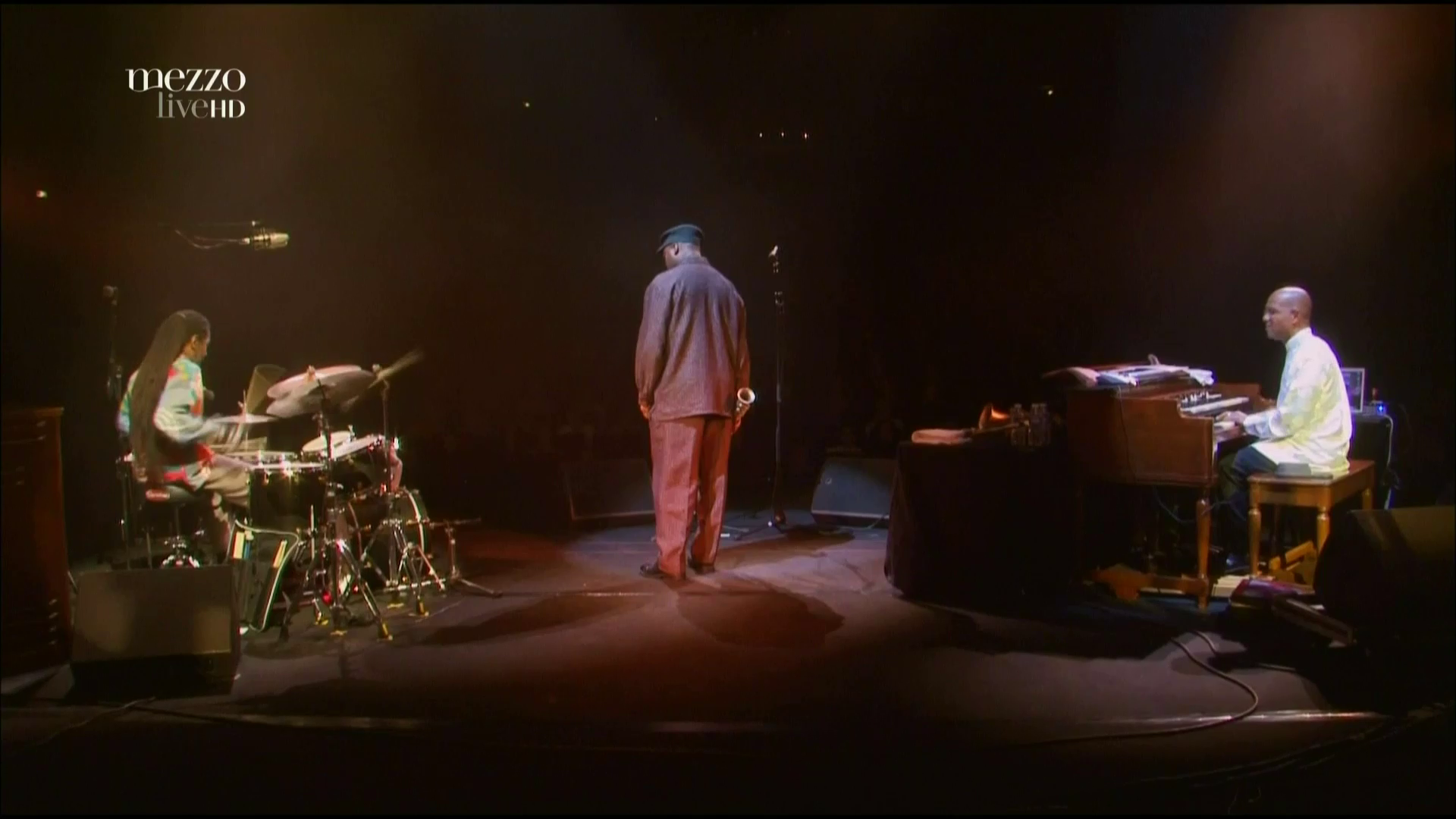 2011 James Carter Organ Trio - Live at Jazz en Tete [HDTV 1080p] 3