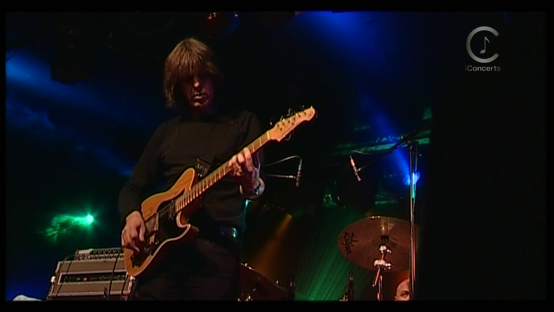 2004 Mike Stern Band feat. Richard Bona - Live at The New Morning [HDTV 1080p] 10