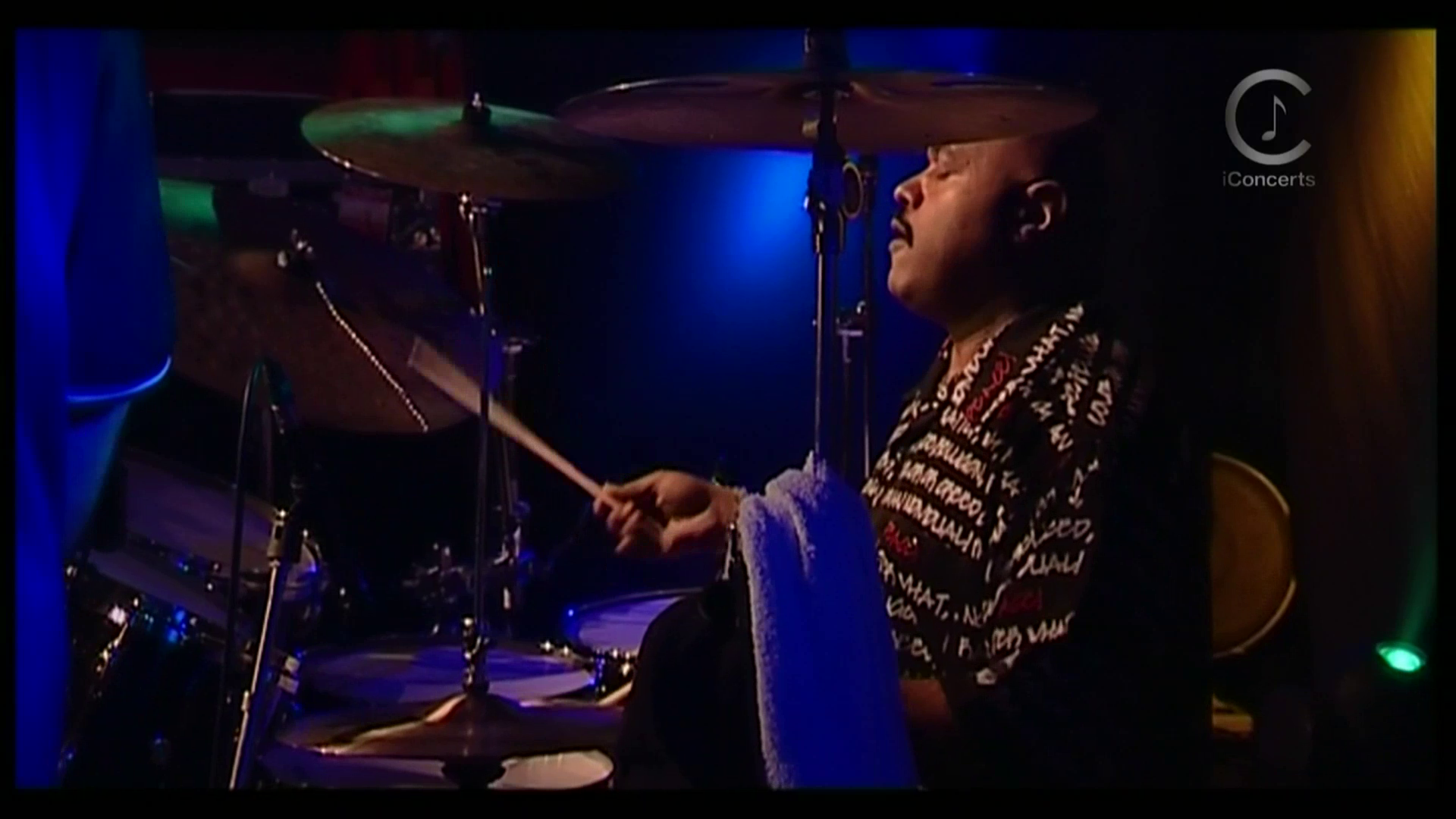 2004 Mike Stern Band feat. Richard Bona - Live at The New Morning [HDTV 1080p] 0