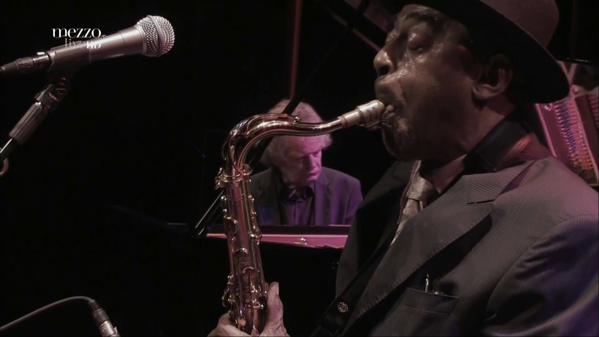 2011 Archie Shepp & Joachim Kuhn - Live at Jazzdor Festival [HDTV 1080p] 9