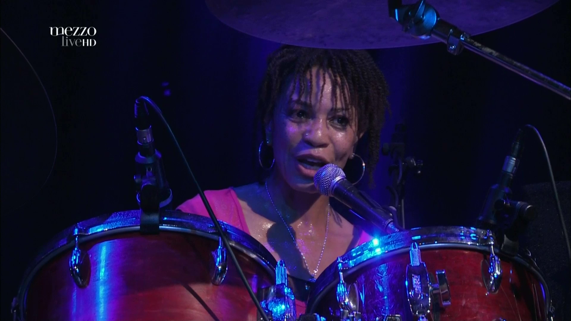 2012 Spectrum Road - Live at Porgy and Bess Vienna [HDTV 1080p] 11